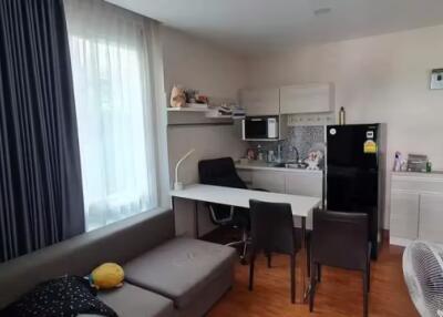 1 Bedroom Condo