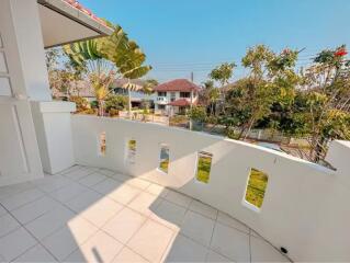 3 Bedroom House for Sale in San Na Meng, San Sai.