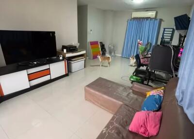 180 ตรม., 3 ห้องนอน, 3 ห้องน้ำ บ้าน ราคา ฿ 3,890,000