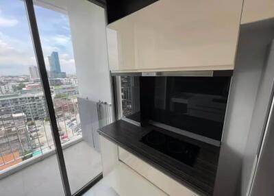 Condo for Rent at The Room Sukhumvit 62