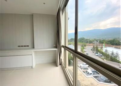 1 Bedroom Condo