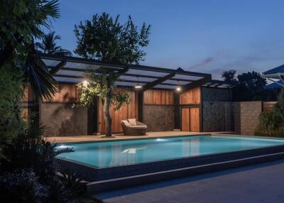 Pool Villa for Rent in San Na Meng, San Sai