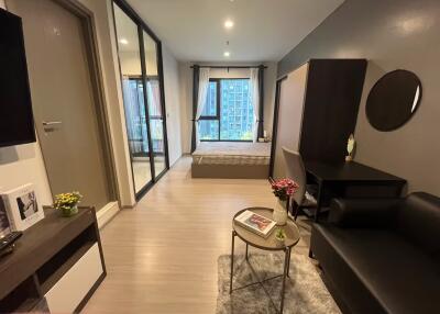 Studio for Rent in Pathum Wan