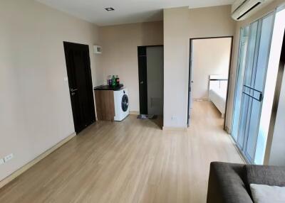 1 Bedroom Condo