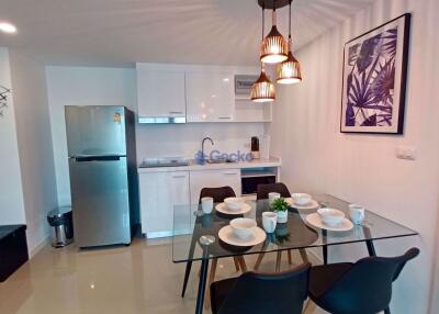 2 Bedrooms Condo in Sea Saran Condo Bang Saray C010419