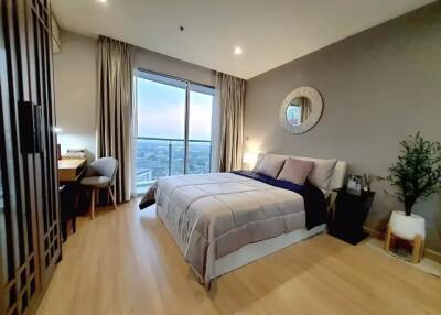 Skywalk Condominium - 1 Bed Condo for Rent *SKYW3817