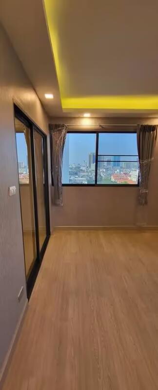 1 Bedroom Condo