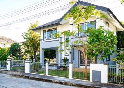 165 ตรม., 3 ห้องนอน, 2 ห้องน้ำ บ้าน ราคา ฿ 3,290,000