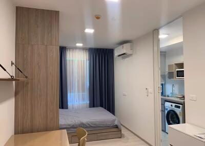 Studio for Rent in Phra Khanong