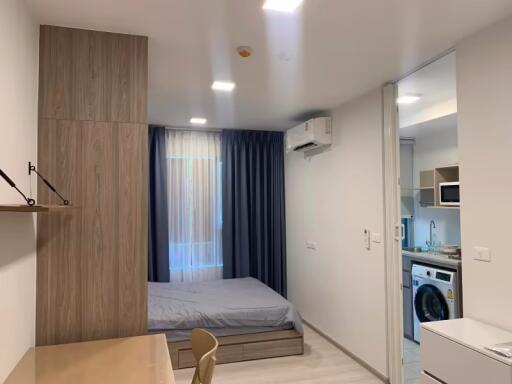 Studio for Rent in Phra Khanong