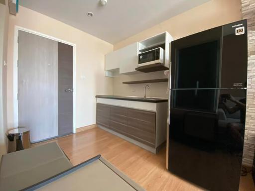 1 Bedroom Condo