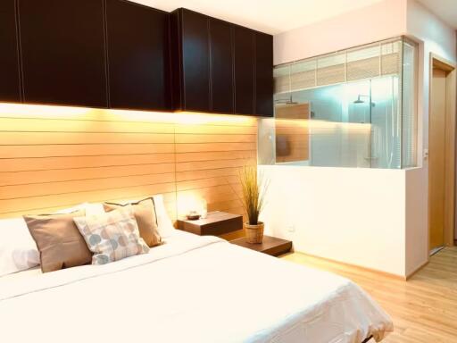 1 Bedroom Condo for Rent at Siri at Sukhumvit Condominium