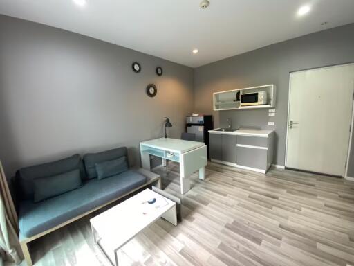 1 Bedroom Condo