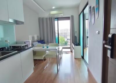 1 Bedroom Condo