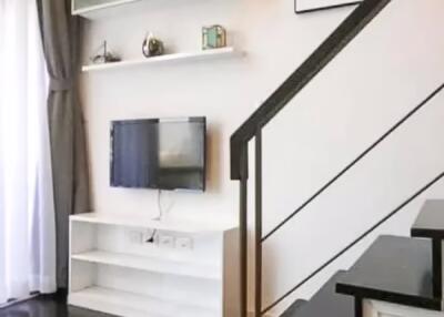 1 Bedroom Condo