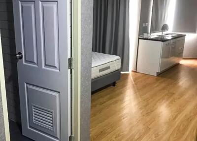 1 Bedroom Condo