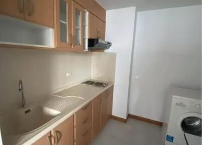 1 Bedroom Condo