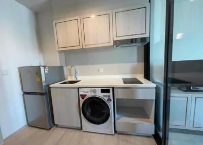 Studio for Sale in Pathum Wan