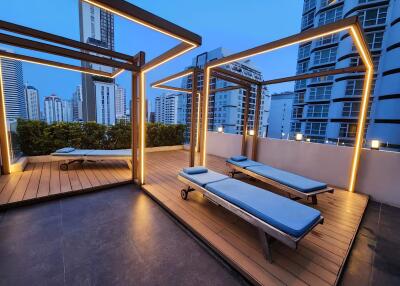 Sukhumvit Suites - 1 Bed Condo for Rented *SUKH4254