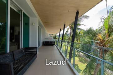 OCAS HUA HIN CONDOMINIUM : 3 bed beach front condo