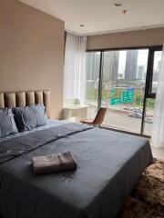 Condo for Rent at Life Asoke Hype