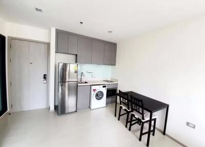 Studio for Sale in Khlong Toei