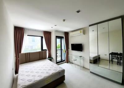 Studio for Sale in Khlong Toei