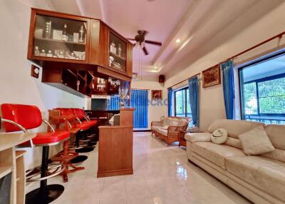 3 Bedrooms House East Pattaya H009949