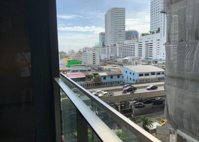 The Line Asoke - Ratchada