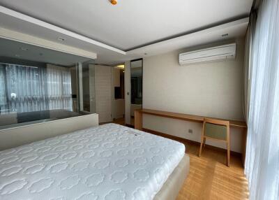 Via Botani Sukhumvit 47 - 1 Bed Condo for Rented *VITO2065