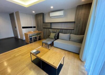 Via Botani Sukhumvit 47 - 1 Bed Condo for Rented *VITO2065