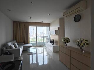 2 Bedroom Condo for Sale at Circle Condominium