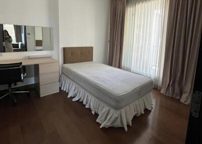 Condo for Rent at The Address Chit Lom