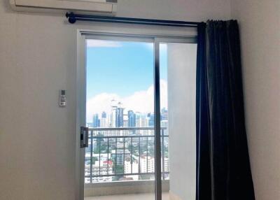 Condo for Sale, Rent at Supalai Park Ekkamai - Thonglor