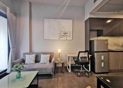 Condo for Rented at The Lofts Asok by Raimon Land