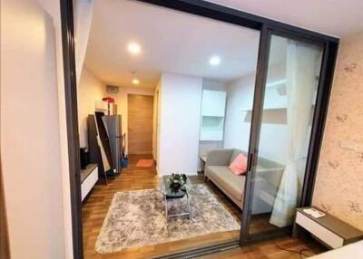 Condo for Sale at Living Nest Ramkamhaeng