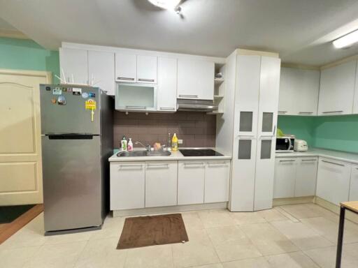 Condo for Rent, Sale w/Tenant at Grand Park View Asok