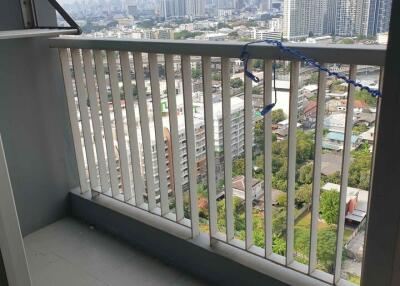 Condo for Rent at RHYTHM Sukhumvit 50