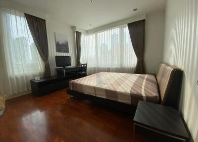 Condo for Rent at Siri Residence