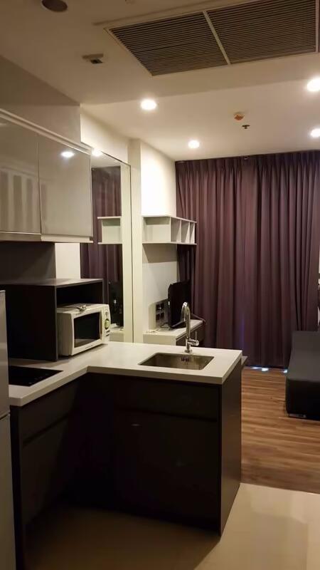 1 Bedroom Condo