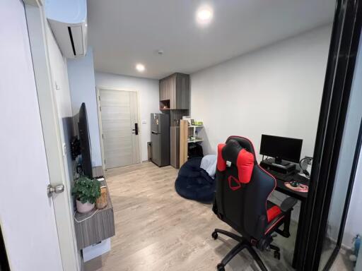 1 Bedroom Condo