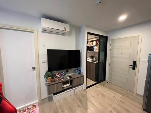 1 Bedroom Condo