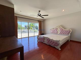 6 Bedrooms House in Temple Court villas Huay Yai H011250