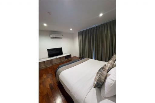 Premier Living in the Heart of Bangkok: 3 Bedrooms, 3 Bathrooms, Size 225 Sq m, Fully Furnished