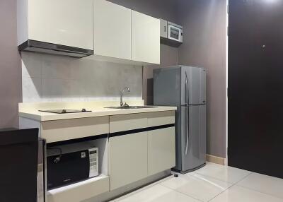 Condo for Rent at The President Condo Sukhumvit 81