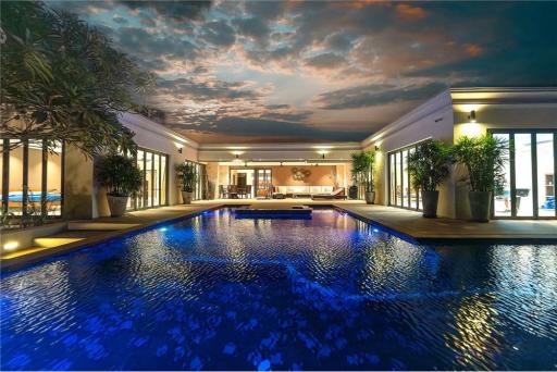 Luxury 3 Bedroom House in Siam Royal View