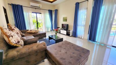 House For sale 3 bedroom 200 m² with land 460 m² in Baan Dusit Pattaya Hill, Pattaya