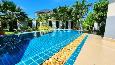 House For sale 3 bedroom 200 m² with land 460 m² in Baan Dusit Pattaya Hill, Pattaya