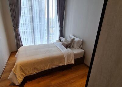 2 bed Condo in Park Origin Phromphong Khlongtan Sub District C020519