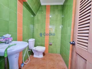 3 Bedrooms House in Eakmongkol 8 South Pattaya H009826